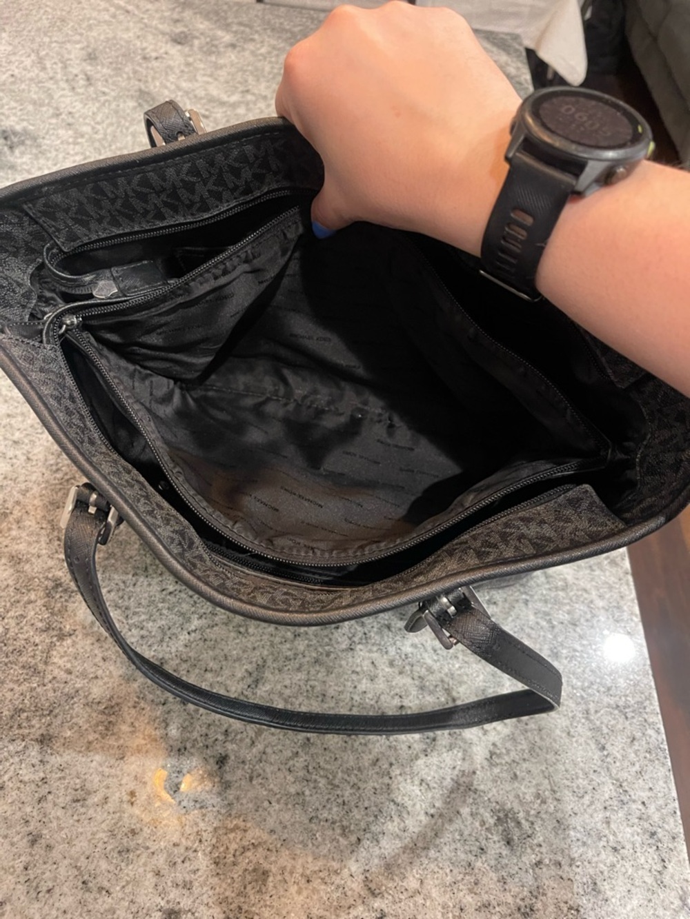 Michael Kors Black/Gray Signature Tote with MK Charm - Picture 6 of 6